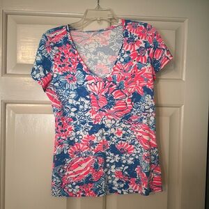 Lily Pulitzer V-Neck TShirt